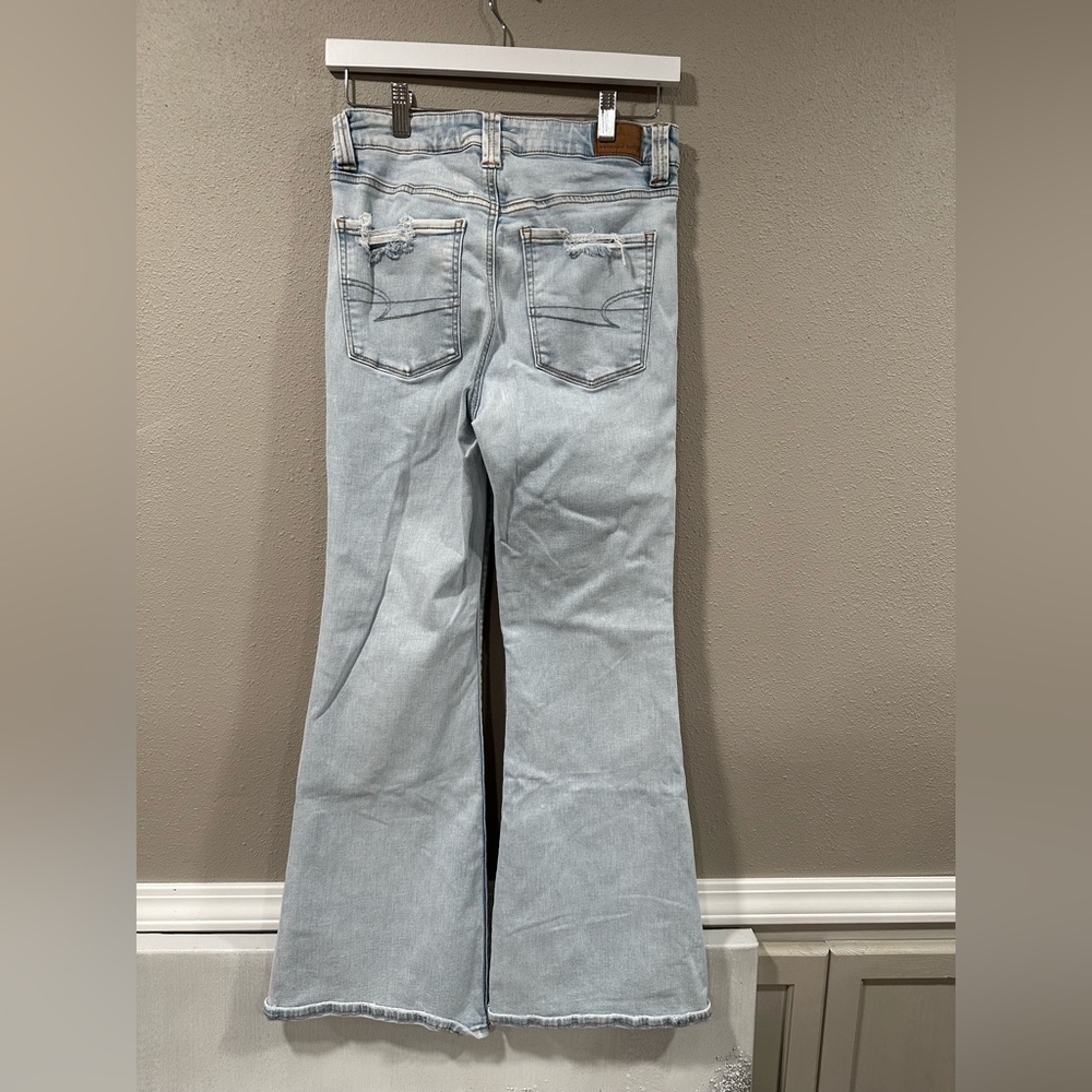 American Eagle Super High Rise Flare 8 Regular - Picture 4 of 8
